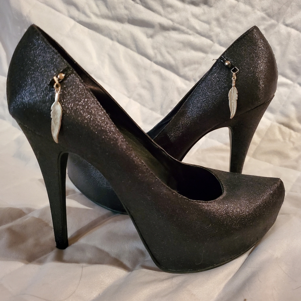 Carlos Santana high heels